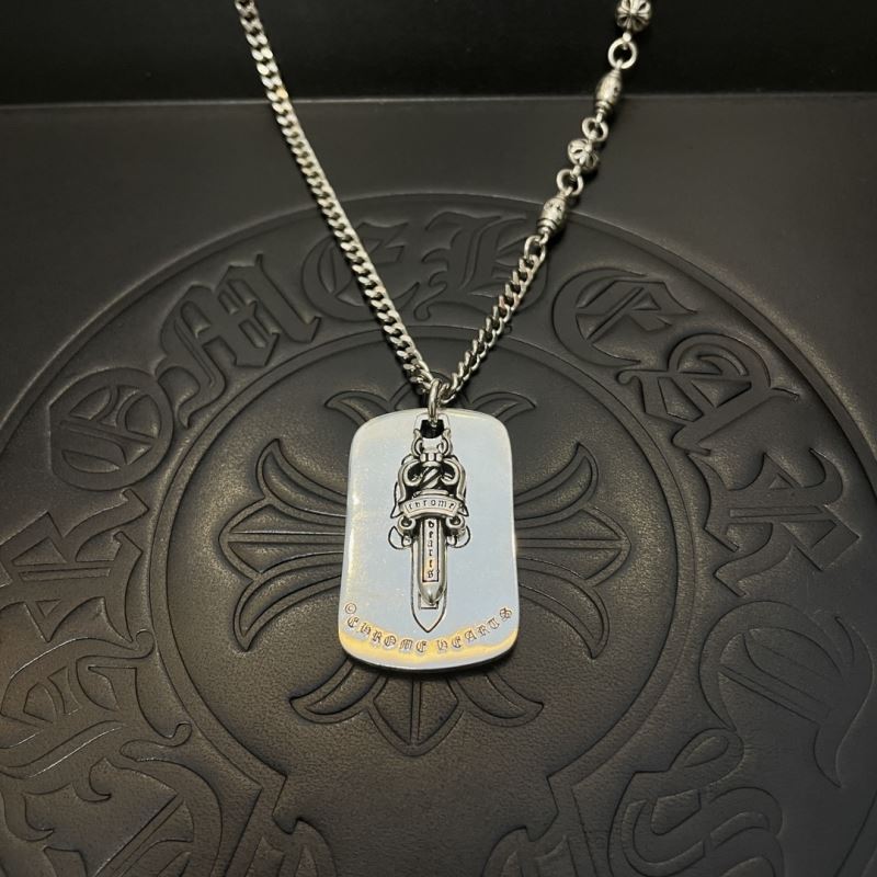 Ch*0me He**ts necklaces